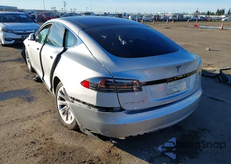 2013 Tesla Model S Performance из США, поврежденный, VIN 5YJSA1DPXDFP20769